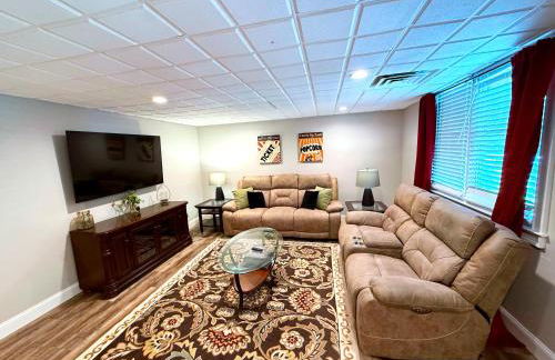 5BR With Movie & Game Rooms Near LakePoint PBR - Foto 20