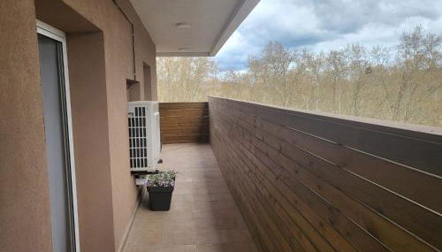 Piso céntrico de 3 habitaciones con terraza y vistas - Foto 3