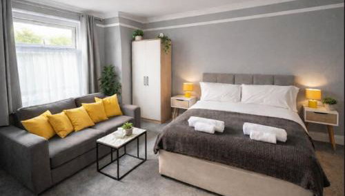 S Gravesend 1 Bed Flat 2 Min Walk STN-Town Centre - Foto 2