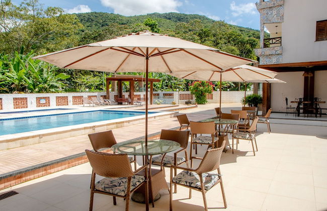 Hotel Cantinho Das Flores - Photo 24