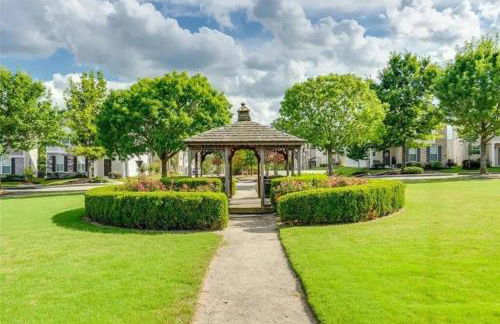 Luxury Pink Cascades Oasis - Gated Community - Foto 20