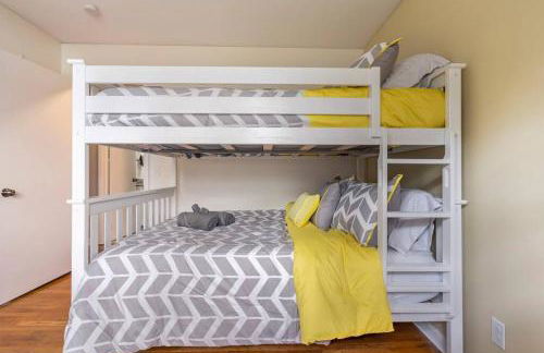 Updated home near Fort Jackson - Foto 7