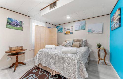 Spacious and Comfy Close to Everything Backyard - Foto 34