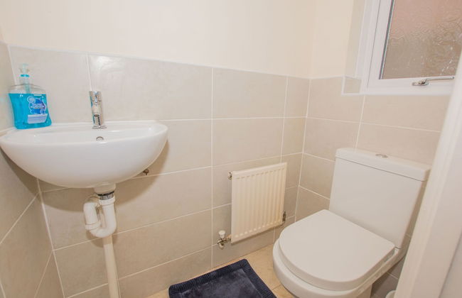 Modern 4 Bedroom Detached House in Cardiff - Foto 23