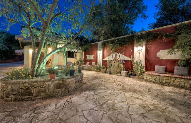 Sarakino The House of Literature - Photo 61