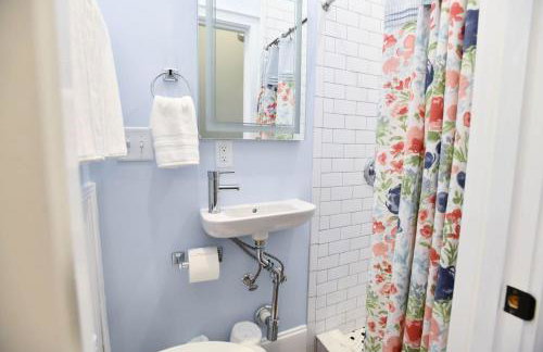 Claiborne Historic Getaways Guest House-economy rear unit With Pool - Photo 21