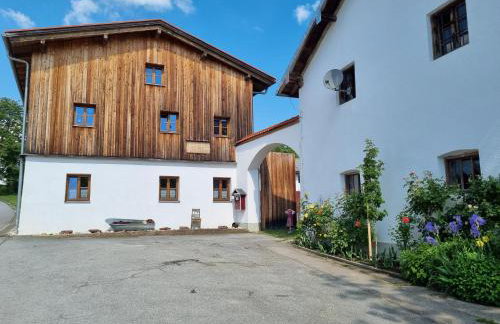 Ferienhaus Ederhof - Idyllischer Vierseithof, kinder- und hundefreundlich, Referenzen auf FeWo-direkt nachlesbar - Foto 1