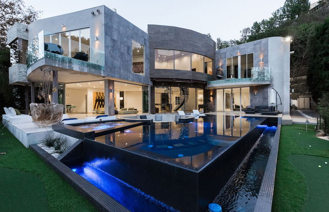 Chantilly Estate - Photo 1