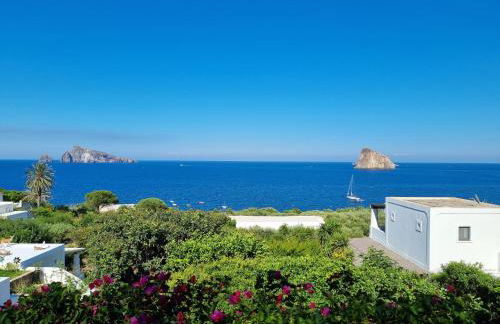 Villa in Panarea with an amazing view - Foto 1
