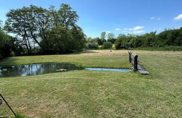 Mountbatten Shepherds hut & Buckhurst Shepherds hut - Photo 36