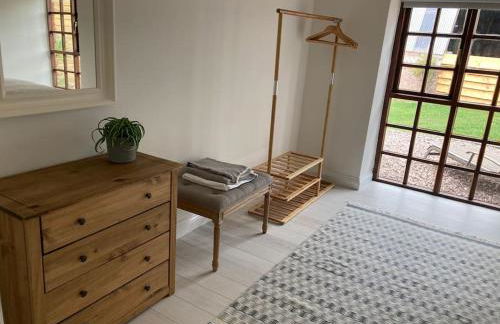 Light & Airy Vaulted Barn Conversion with a View - Photo 9