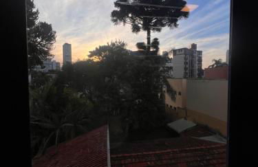 Alto da XV near everything! Best of Curitiba! - Foto 11