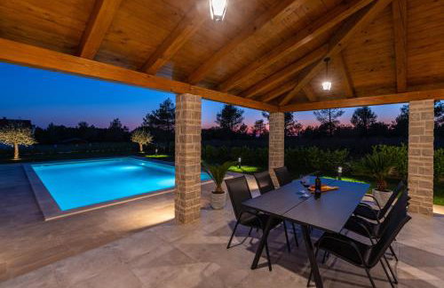 Exceptional Villa Idalia near ZADAR, NIN & QUEENS BEACH, Heated Pool, Privacy - Foto 12