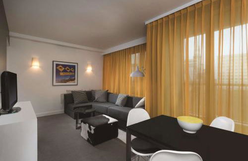 Adina Apartment Hotel Berlin Hackescher Markt - Foto 25