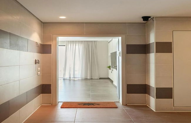 Luxury Penthouse on High Floor with Hot Tub - Foto 8