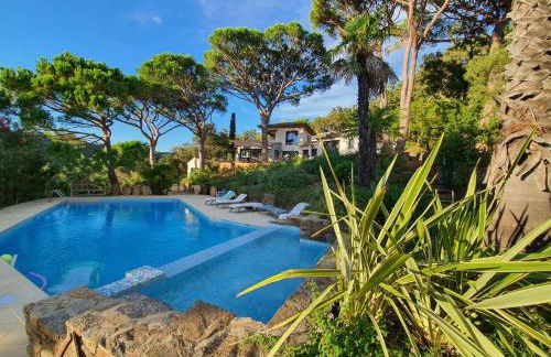 VILLA ROUTE DE RAMATUELLE - Foto 2