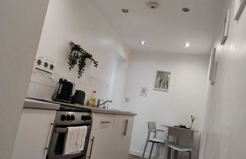 CityNights Studios with Free Parking - Foto 74