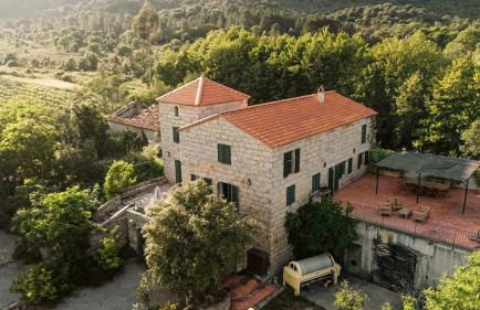 Le chai, belle villa pour 13 personnes au coeur d'un vignoble avec piscine - Foto 1