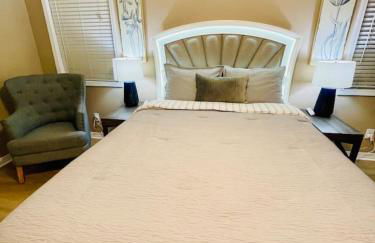 Eastgate 14B Stylish Townhouse 5 min to downtown Hammond - Foto 47