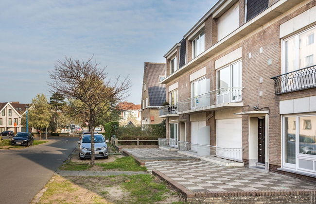 Apartment in Koksijde Near the Beach - Photo 19