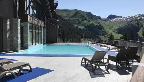 South-facing renovated 2-bed apartment Les Terrasses d'Eos - Foto 5