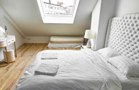 Beautiful new rooftop Loft -15 min to Octoberfest - Foto 54