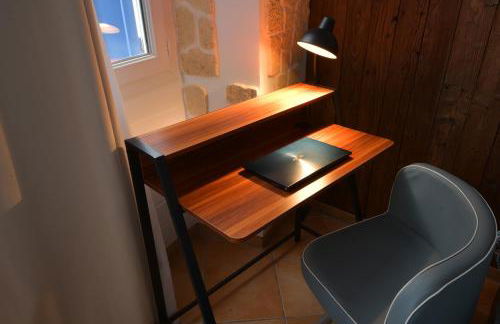 AUX 4 LOGIS - Studio Le City - Petit déjeuner offert 1ère nuit - Foto 17