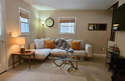 Charming, Pet-friendly Lake front Retreat WiFi - Foto 3