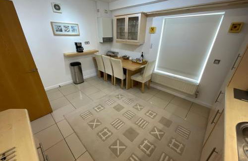 Earle House Serviced Apartments - Photo 115