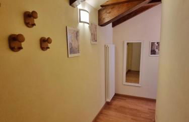 Saluzzo Historic Center Apartment - Foto 19