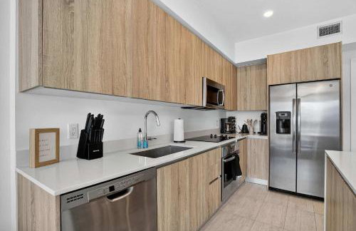 Biscayne Cove by Rove Travel - Condo with Balcony - Foto 14