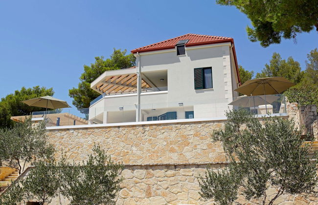 Beachfront villa Senses for 12 in Milna - Foto 64