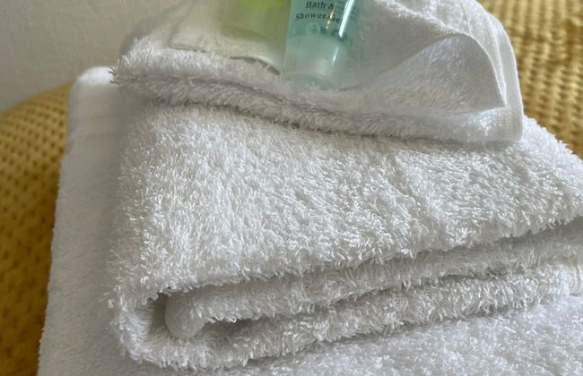 Lovely 3 Bedroom Apartment In Newcastle Upon Tyne With Free Parking - Photo 20