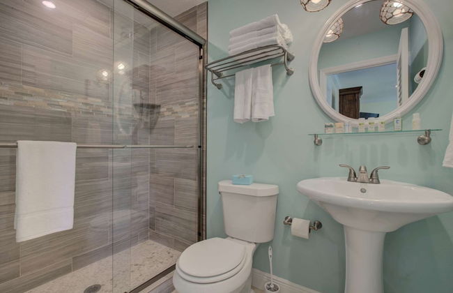 Lulu's Key House Green 1/1 Upstairs - Foto 13