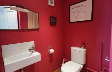 The Coach House - Photo 18