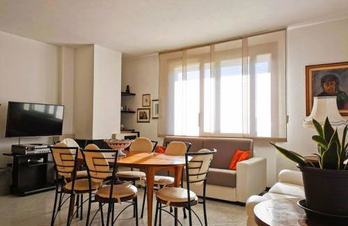 La Terrazza Sul Lago - Photo 10