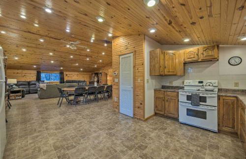 Spacious Kansas Retreat On-Site Disc Golf! - Foto 14