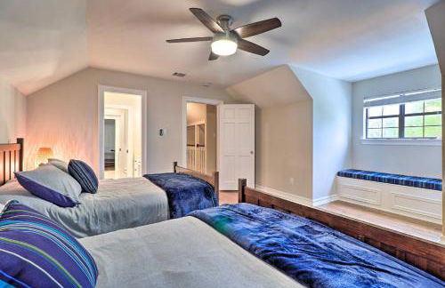 Modern Lakehouse with Stunning Views and Hot Tub! - Foto 27