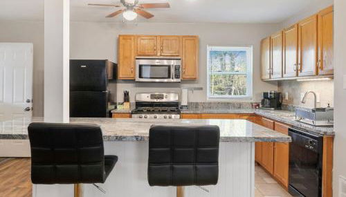 Charming entire ranch home with free parking - Foto 2