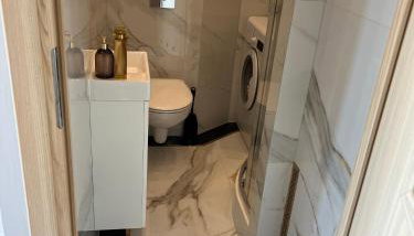 Studio apartment&Airport- free WiFi - Netflix - close by Chopin Airport - Foto 4