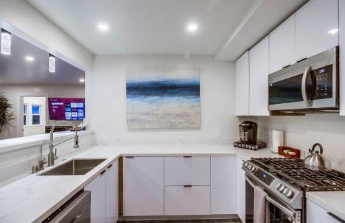 Lux Escape 1 • Views Hot Tub Games Mini Golf - Foto 16