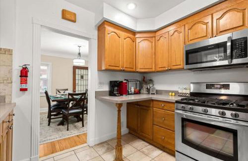 4 Bedroom 2 Bath Middle of it all Sleeps 8 - Foto 19