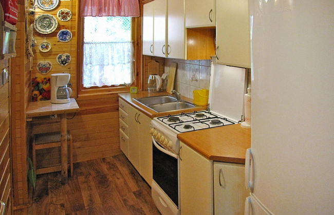 Fenced Cottage in the Middle of Nature, Right by the Lake, Rentyny - Photo 4