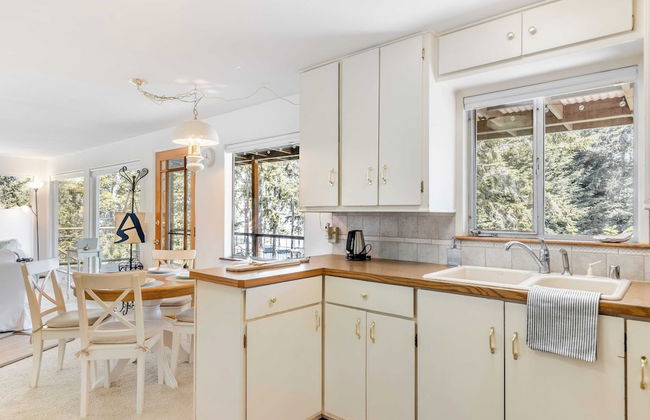 Eagles Watch by Avantstay Large Deck w/ Views - Foto 16