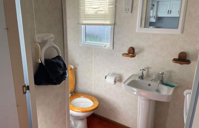 2 Bedroom two Bathroom Sunset Lodge Heachambeach - Photo 11