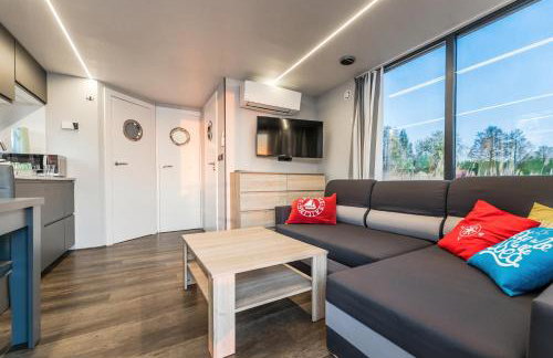 Domek na wodzie Topiko Czarter przy Hotelu Ognisty Ptak - Foto 10