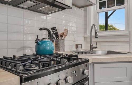 MidCentury Mod Suite, Hudson River/Mt Beacon Views - Foto 11