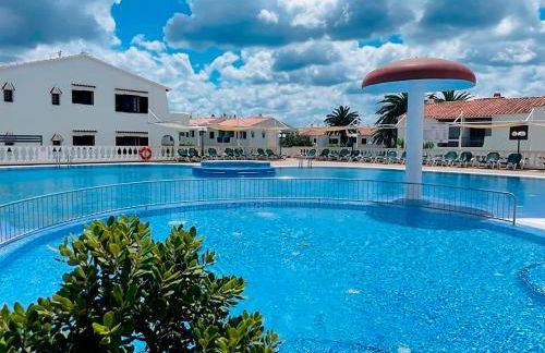 Apartamento Trini en Son Bou, frente al mar, perfecto para vacaciones - Foto 4