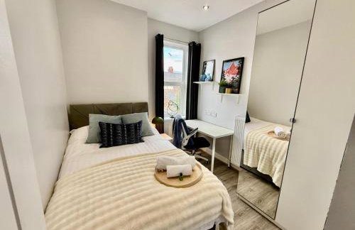 5 Bed 2 Shower Home - Foto 24