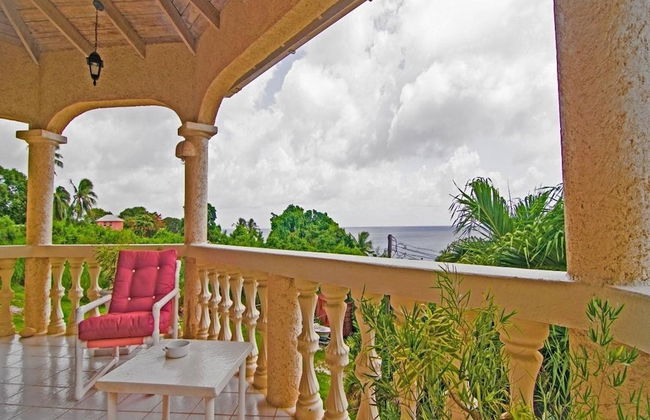 Sea Symphony Barbados - 6 B R Beachfront Villa w Staff - Foto 3